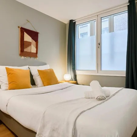 Apartment Vieux Lille: Pretty With Terrace